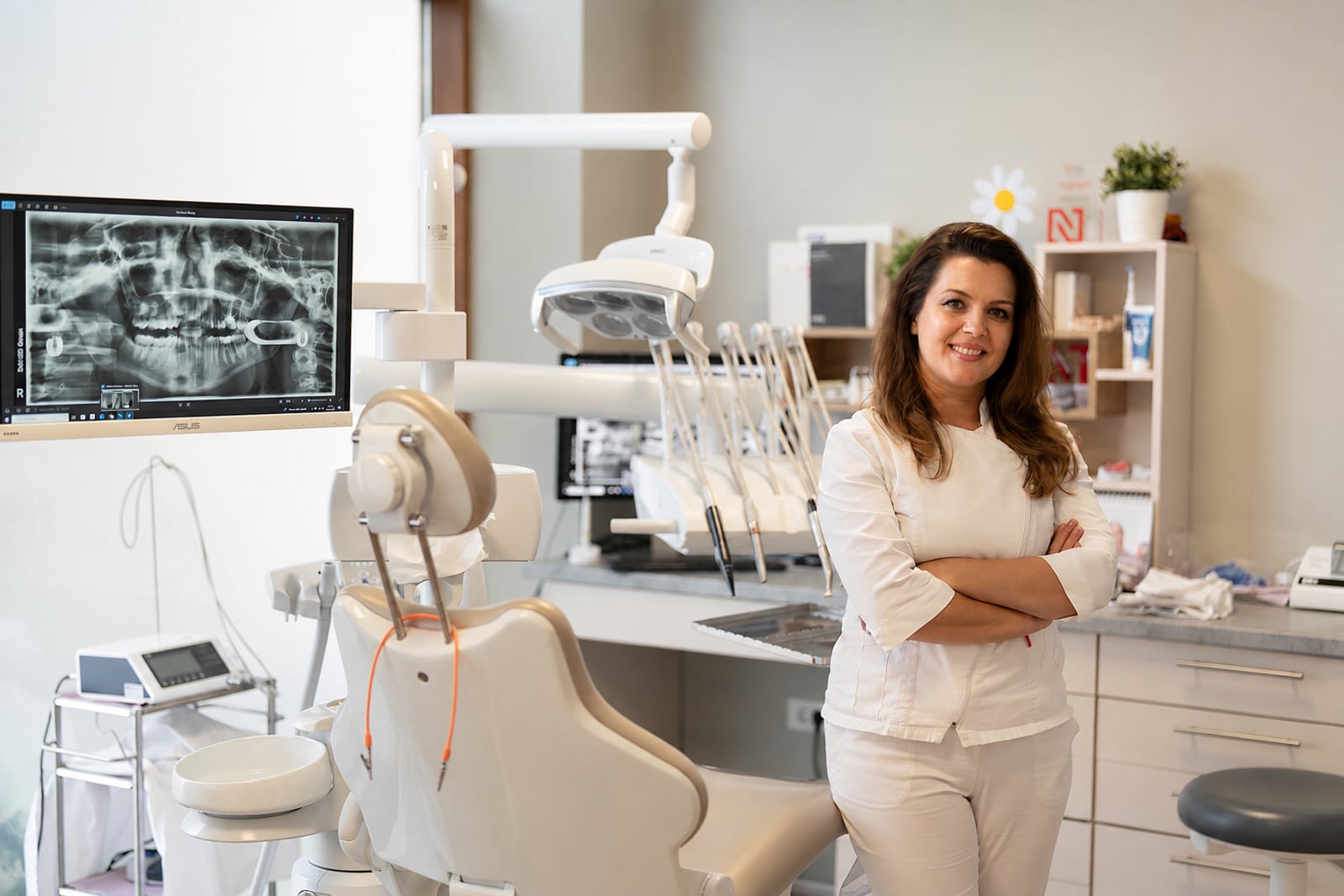 Dr. Mihaela Salaj Žužul u ordinaciji Dentalnog centra TreeDent u Varaždinu